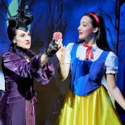 The Evil Queen Sherrie (Kit Henson) and Snow White (Jemima Scott) in Sheringham Little Theatre's Snow White panto.